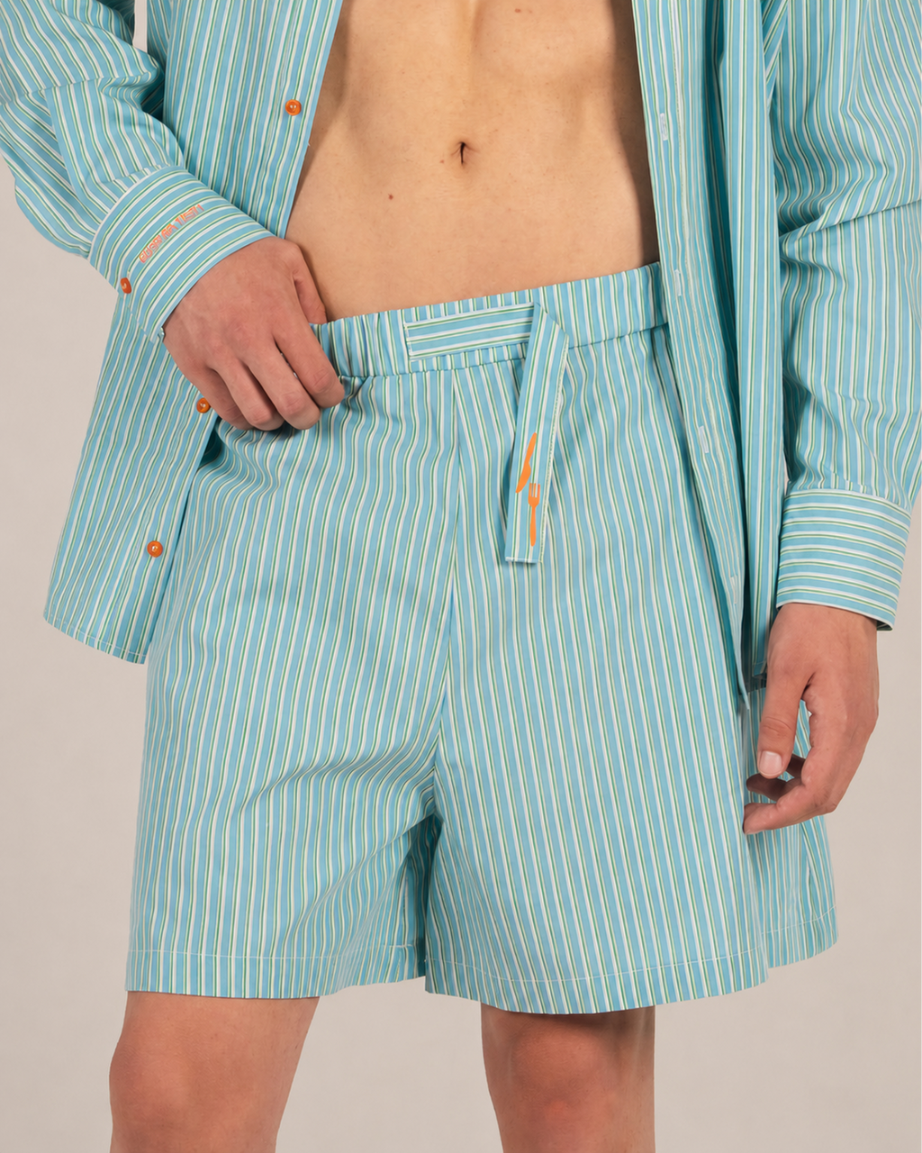 Main Dish Shorts / Blue