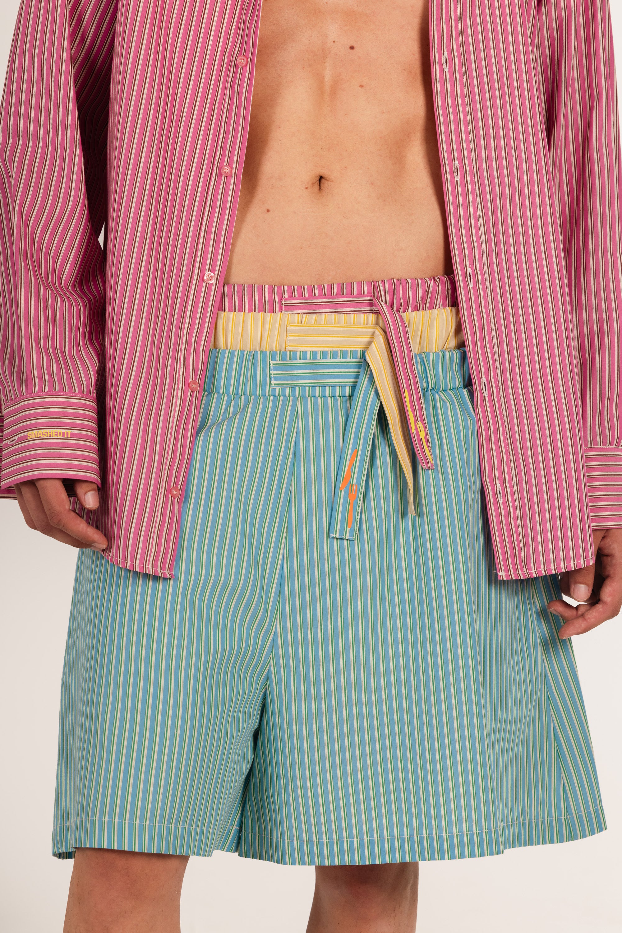 Main Dish Shorts / Blue